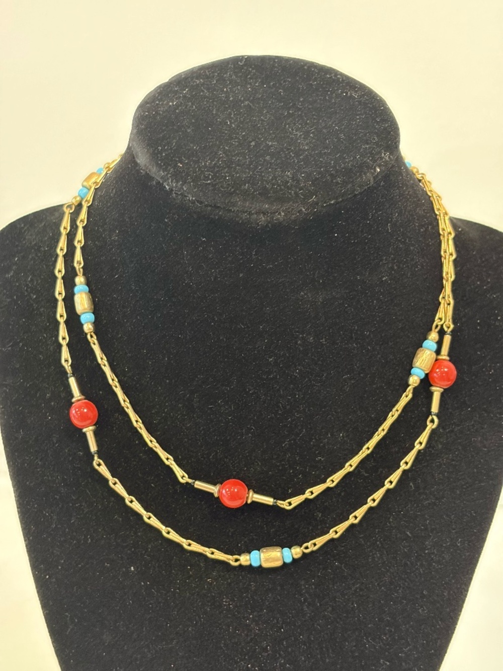 Vintage Avon Necklace Red Turquoise Blue Gold Tone Beaded 16"